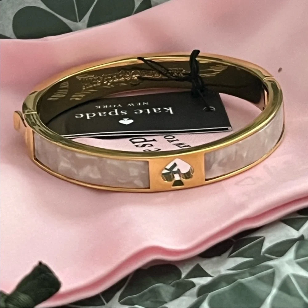 NWT Kate Spade Jewelry Bundle 2 Bracelets & a pair of earrings - Picture 3 of 12